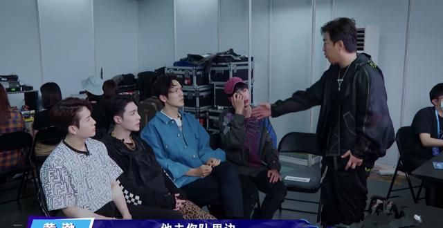  战队|《街舞3》王一博组成最强战队！选人不要甩手舞引争议，网友：违背节目初衷