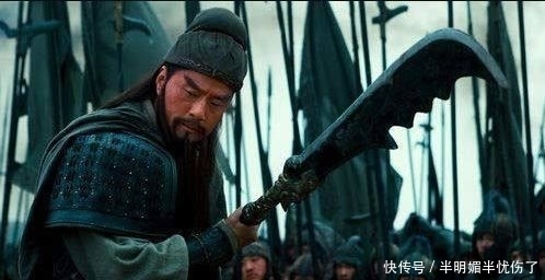 真相|为什么古人用的兵器, 现代人可能拿都拿不动? 真相让你哭笑不得!
