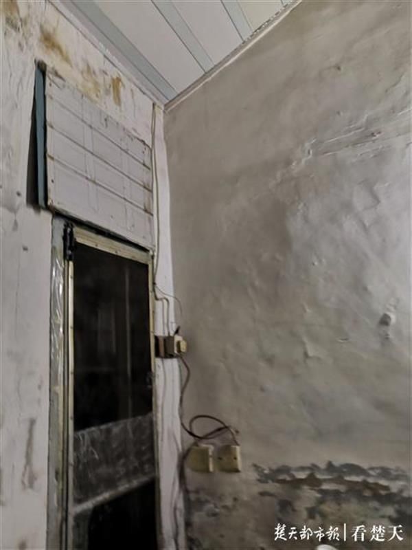  墙壁|墙壁漏水钢筋裸露，60年老房子成C级危房，60多户居民盼妥善处置