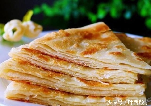 烙饼|烙饼又硬又厚?厨师告诉我:记住这三点,确保烤好的蛋糕又脆又薄!