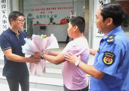  孩子|危急时刻挺身而出！宁强退役军人冯宁勇救落水小学生