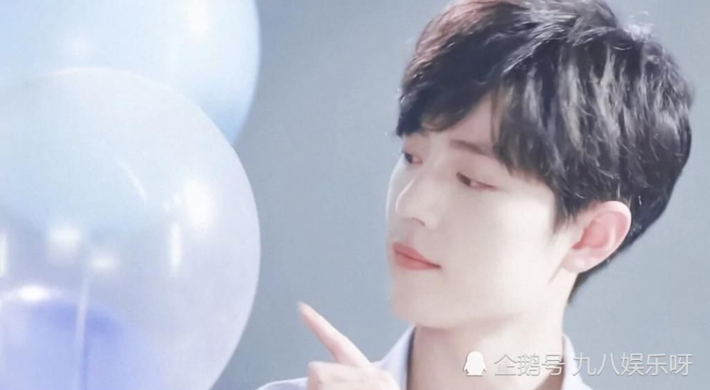  直言|“职黑”内部翻车，直言：饭来张口还要抱怨，和肖战有什么区别吗？