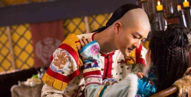 皇太极|他为满清收复大片国土，却被多尔衮杀掉，后代出了一女人家喻户晓