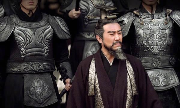 抗争|汉献帝并不单是“傀儡”，他的抗争、决定，都是一个明君的作为