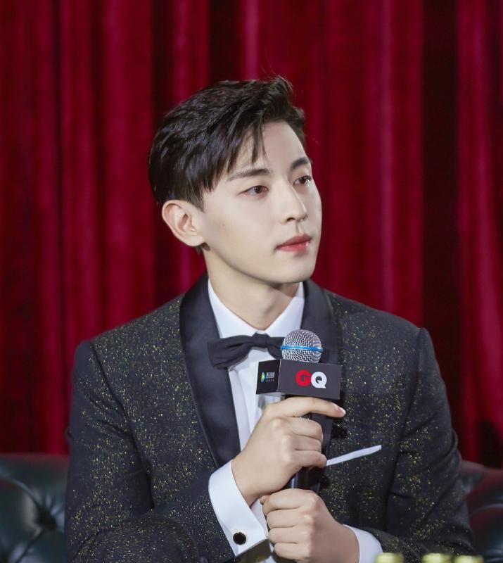  阴阳师|邓伦拍《阴阳师》断水3天，被导演郭敬明称赞，网友：太敬业了