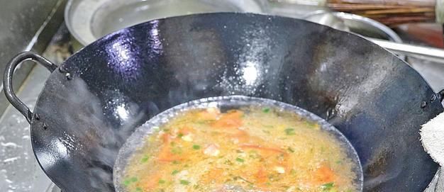  汤新|大厨教你西葫芦汤新吃法，软嫩鲜香又营养，特别适合夏季喝