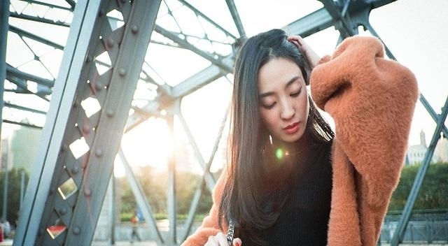 年轻|看一个女人过的幸不幸福,就看她长相年不年轻就知道了,原来如此