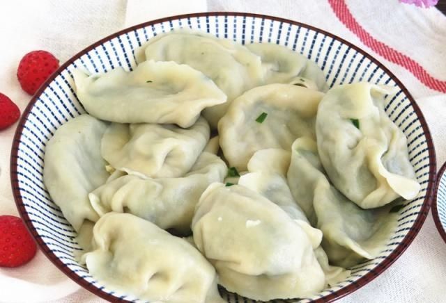  回锅肉|丈夫调饺子馅，韭菜里加了它，又香还不腻口，我一口气吃30个