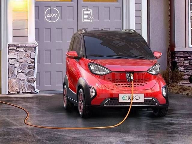 赛麟迈|网上“约架”媒体人,赛麟迈迈仍难改“老年代步车”形象