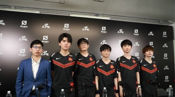  队伍|LPL赛后采访-FPX Doinb：其实我觉得Khan跟GimGoon上没什么区别
