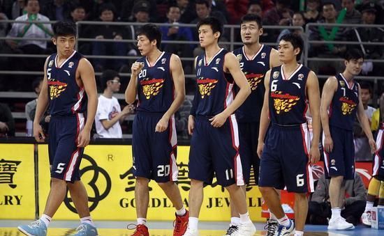  逆转|林书豪的北京遭广东19分逆转，8年前马布里灭掉狂追20分的广东