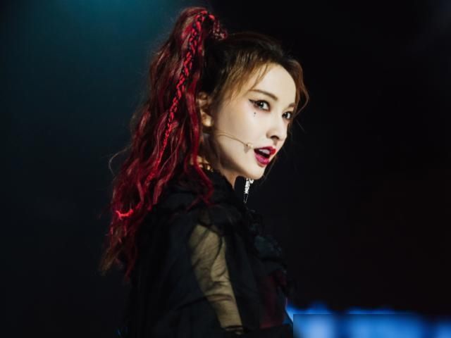  嘴型|最火综艺《浪姐》翻车？三公被网友质疑假唱，嘴型都对不上