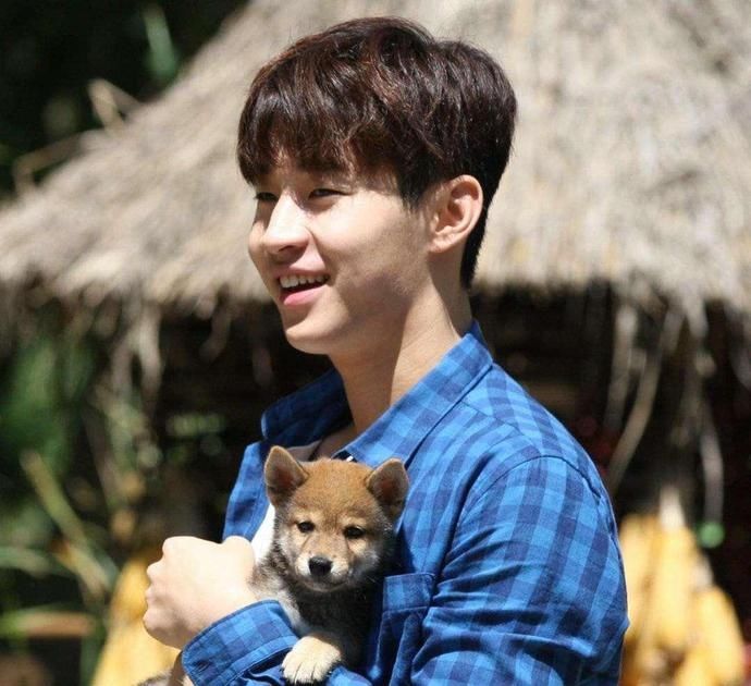  音乐|刘宪华内地发展遇阻，淡出综艺节目回归音乐，懂得改变才显聪明！