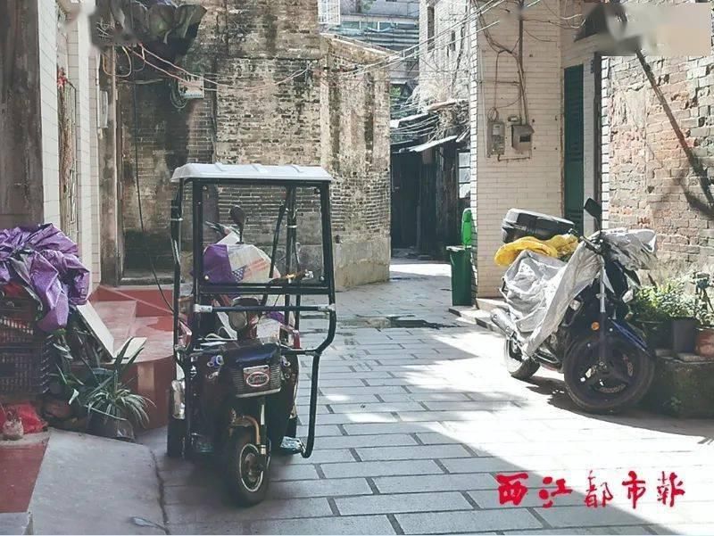  停放的两轮车|曝光梧州这些小区！“生命通道”被占用，一旦发生火灾，不敢想象……