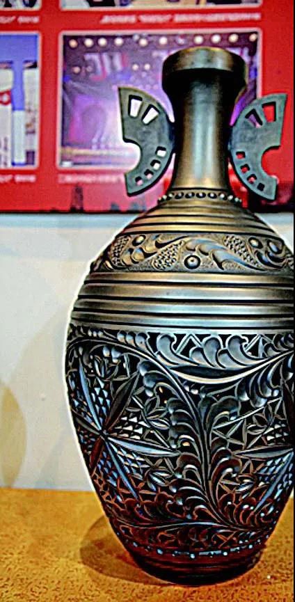  艺术家|油陶十年——一位艺术家与一座城市