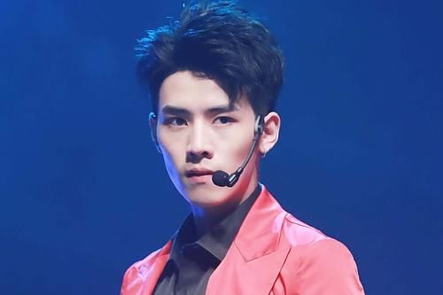  连冠|《炙热的我们》R1SE被淘汰，6连冠从此止步？还有新的转机