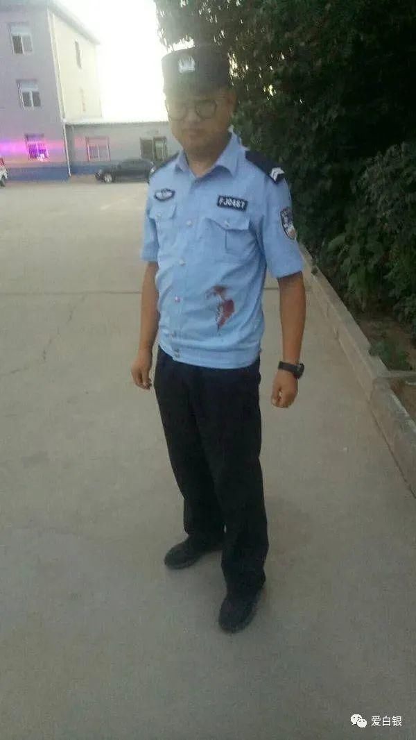 辅警|真人真事：因感情纠纷在白银西区广场“约群架”