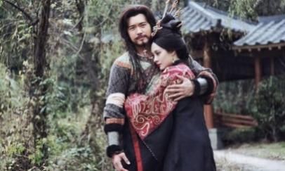  董璇|有种“毁容”叫离婚后的高云翔，董璇还是老样子，他却发福认不出