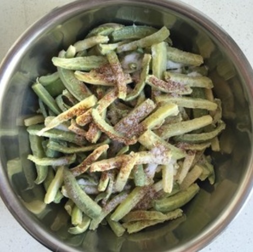  好吃|以后别再吃腌萝卜，用它拌一拌，酸辣爽口还入味，当天做当天吃！