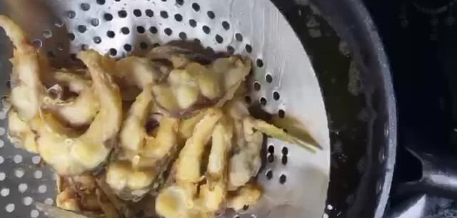  草鱼|教你做家常版红烧草鱼块，做出来肉质鲜嫩爽滑味道香辣咸鲜