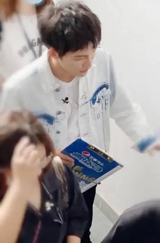  飞行|周深飞行“新生代乐团”的选拔，与郎朗二度合作