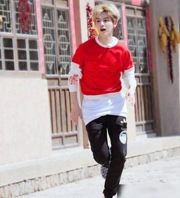 现状|邓超为啥退出《跑男》档期只是幌子,鹿晗现状早已揭示真相