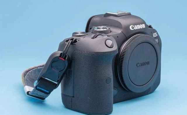  EOS|入门但不低端，Canon EOS R6开箱