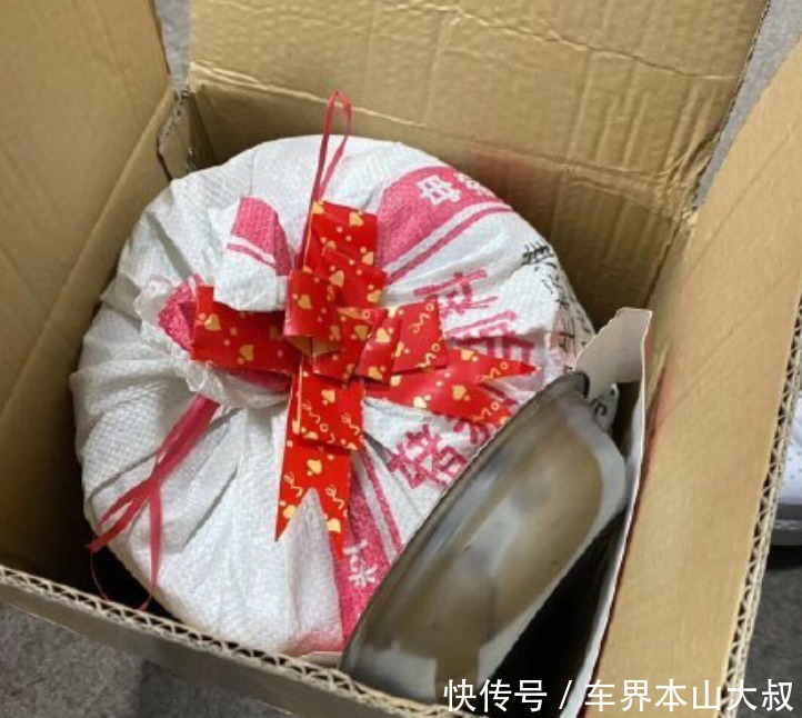  观众|《浪姐》送福利大battle宁静送猪饲料礼包，黄圣依“贿赂”观众