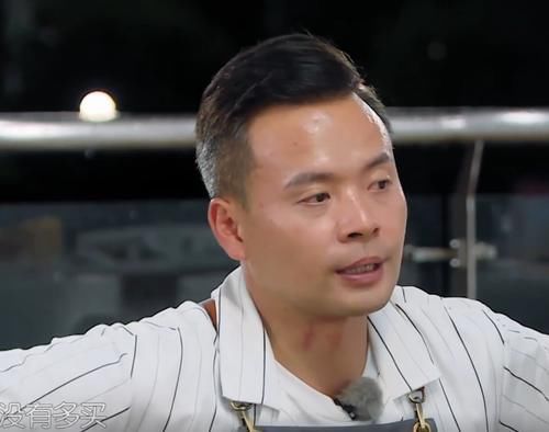  赵丽颖|《中餐厅》两天赚一万多，是赵丽颖会揽客？看清楚她去哪，我懂了