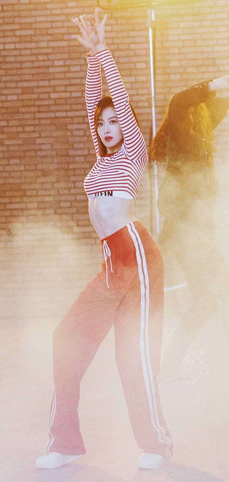 担当|敢担当、敢做梦的宋茜:从f(x)队长到《创造营》导师,她无所畏惧!