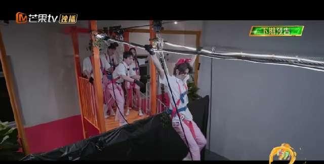  大胆|《密逃2》邓大胆强行提高密室难度，这波操作不得了