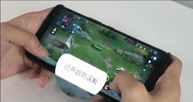 旗舰|旗舰游戏手机的必备功能,ROG游戏精灵让上分更轻松