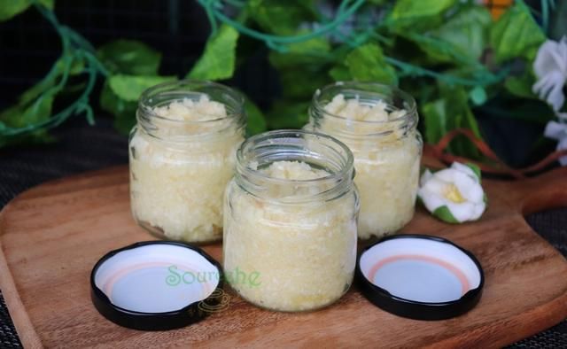  亲朋好友|蒜蓉酱这样做太香了！每年夏天我都要做几十罐，送亲朋好友还不够