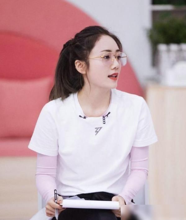  招惹|《姐姐》公布了两轮淘汰名单，共14人，留下的节目组不招惹