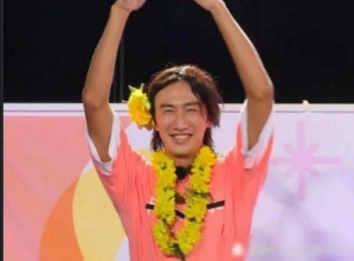  演技|《RM》李光洙以特有的滑稽表情演技，让成员们笑得合不拢嘴