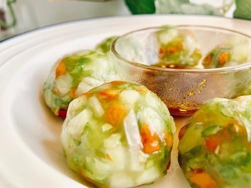  吃饭|天太热孩子不爱吃饭，试试此菜，简单一蒸，“钙铁锌硒”全齐了