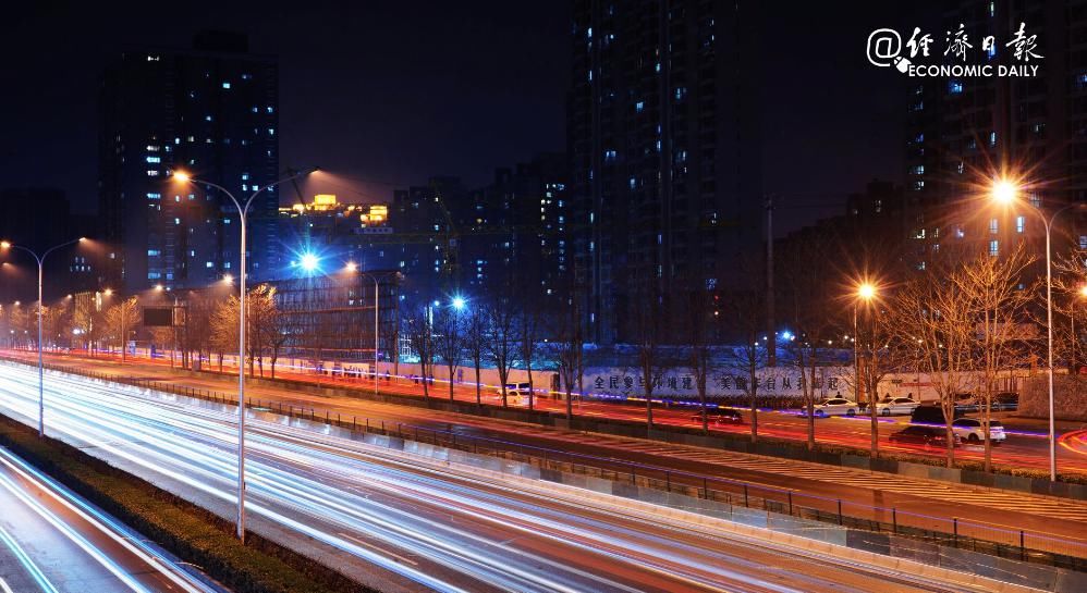 消息|最尴尬的不是发错消息没撤回，而是不知道谁是最爱你的人