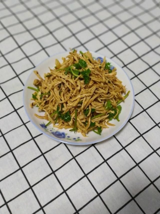 麻辣|比口水鸡好吃100倍下酒好菜麻辣鸡丝,开胃爽口,麻辣鲜香