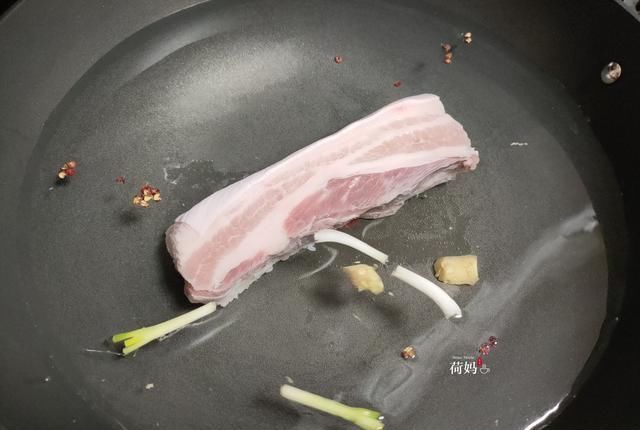 黄瓜|蒜泥白肉这样做，肥而不腻，满口留香，一次2斤不够吃