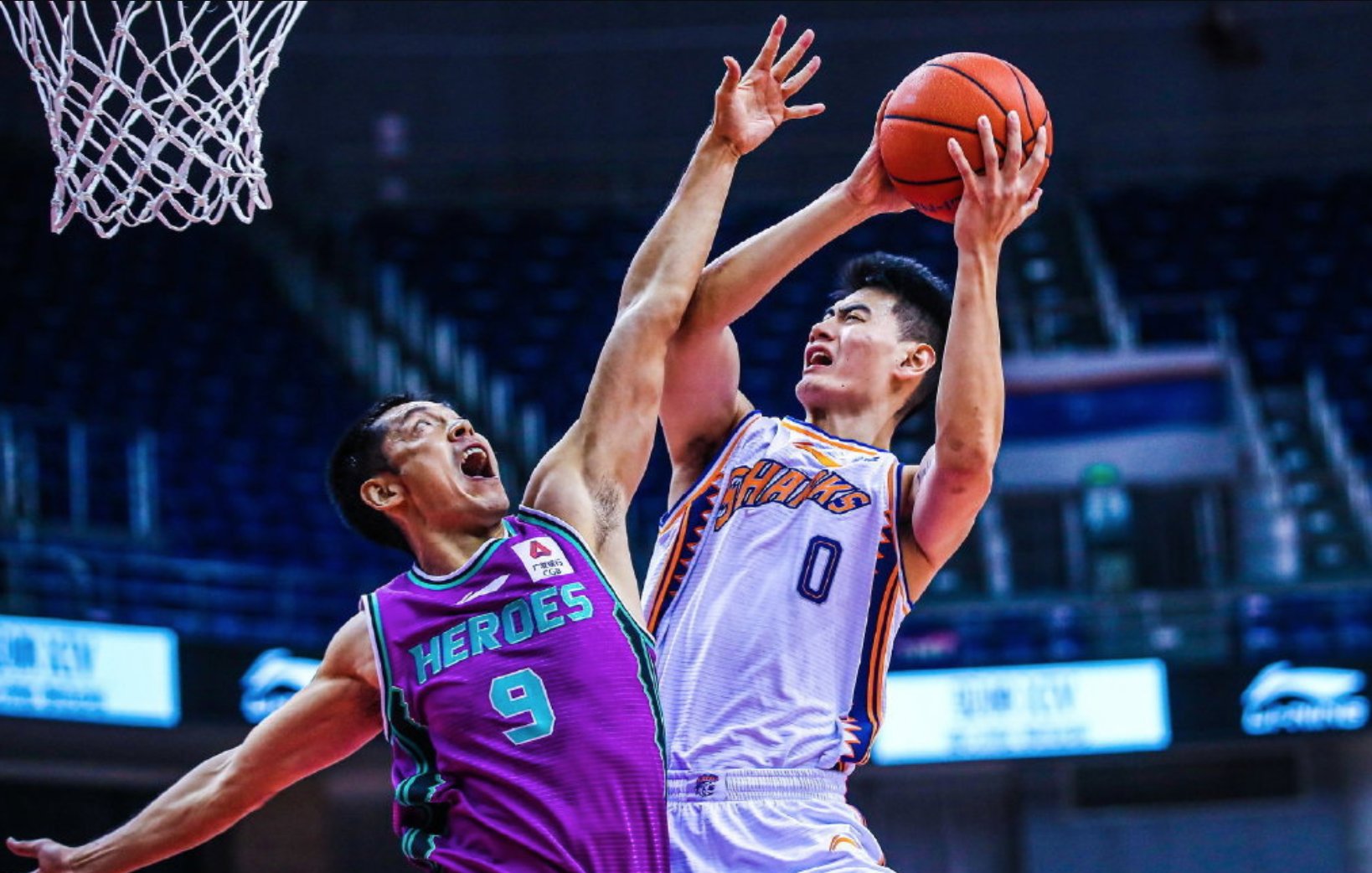  进攻|防守漏人,进攻还失误,CBA全华班遭教练怒斥:看你们打球就是种痛苦