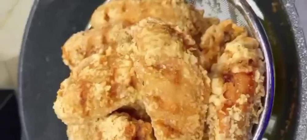 不厌|鸡翅怎么做好吃试试家常版香辣鸡翅,外焦里嫩香辣酥脆百吃不厌