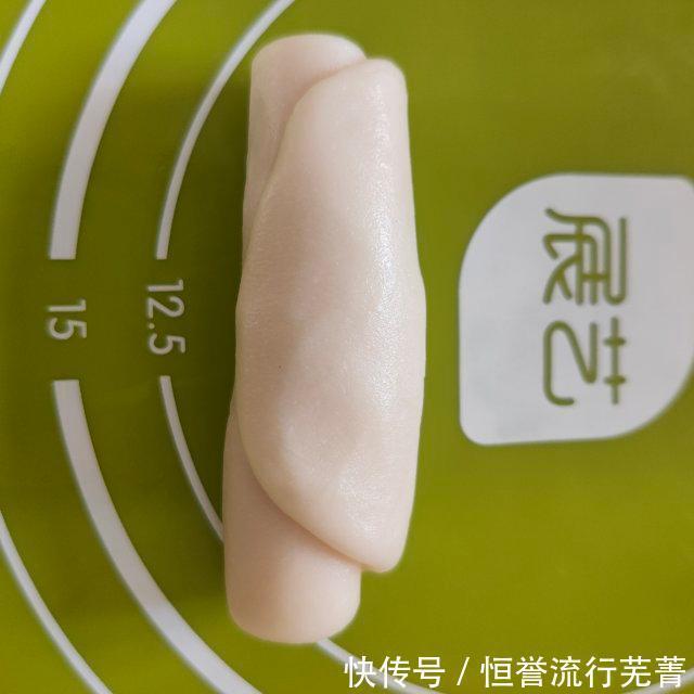 蛋黄|蛋黄酥,自己做的吃着更健康