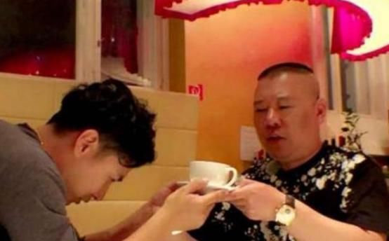  曝光|欧弟录节目骂人？遭老板曝光现状：工作越来越少，他回不去大陆了