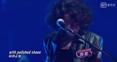  乐队|“中年油腻”是万能锅盖，哪儿好使往哪扣？