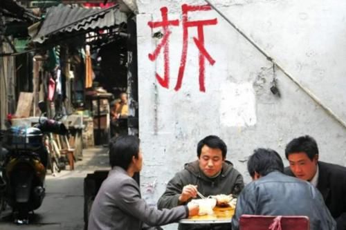  楼间距|小区里每栋楼都一样吗？其实只有一栋更保值！聪明人一早就买定了！