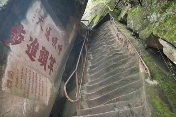  现有|广东一座寺庙，规模之大堪与韶关南华寺媲美，现有僧人近百