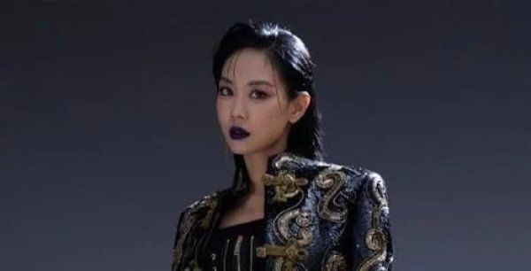  总决赛|《浪姐》总决赛只诞生一个成团名额，剩下的名额由网络投票产生