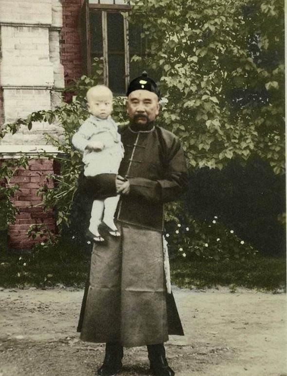 儿子|北洋富二代多败家,曹锟儿子一晚输掉三幢洋楼,张勋儿子人见人怕