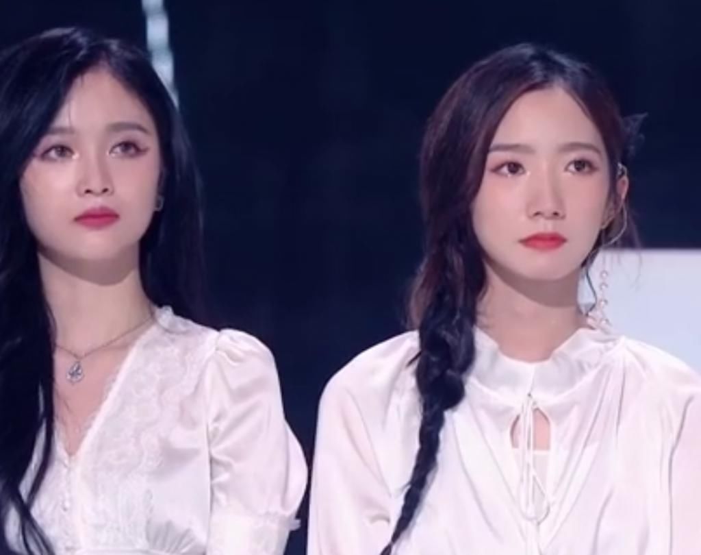  希林娜|孟美岐和希林娜依高后台“互吹”刘些宁忧心，陈卓璇笑笑不理会