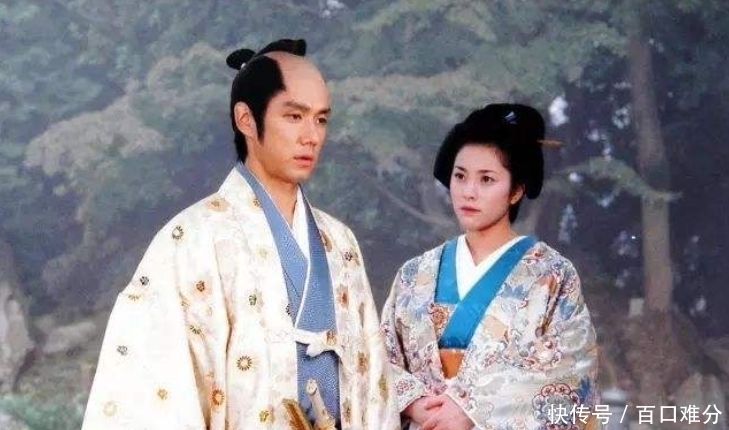 日本|古代日本武士留的秃顶发型,并不是用刀剃的,而是一根根拔出来的!